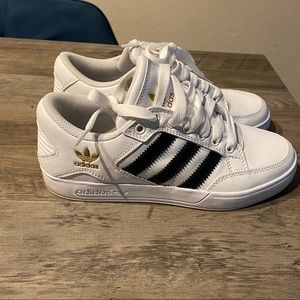 Addidas sneakers